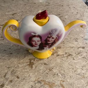 Wizard of oz teapot